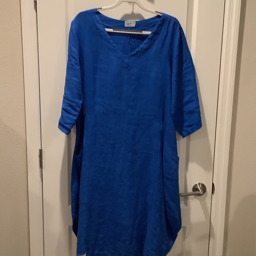 Relaxed Royal Blue V-Neck Linen Dress